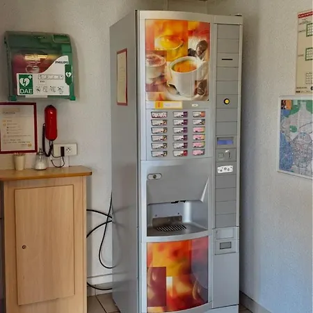 北克莱蒙费朗普瑞米尔经典酒店 酒店