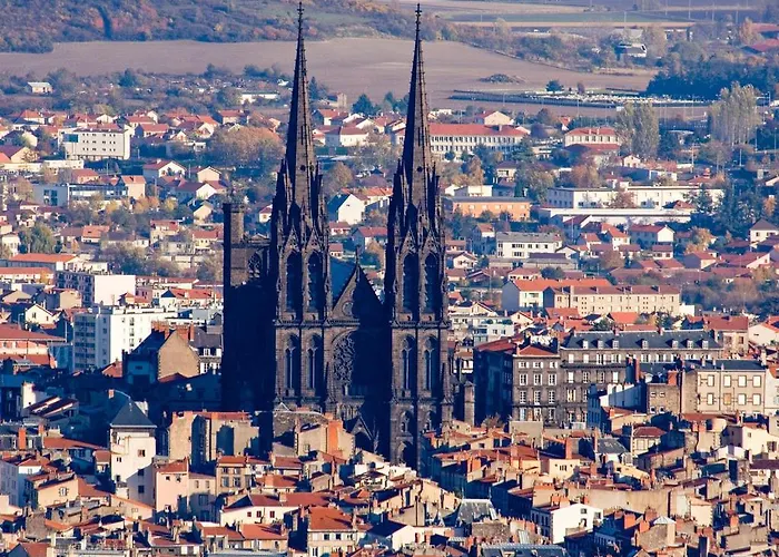 Premiere Classe Ferrand Nord Otel *